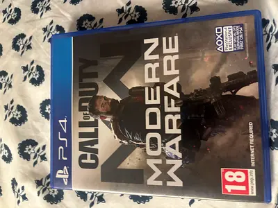 Call of Duty: Modern Warfare for PS4 - Excellent Condition!