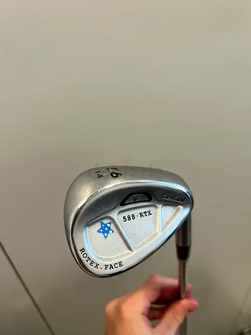 Cleveland 56 degrees wedge