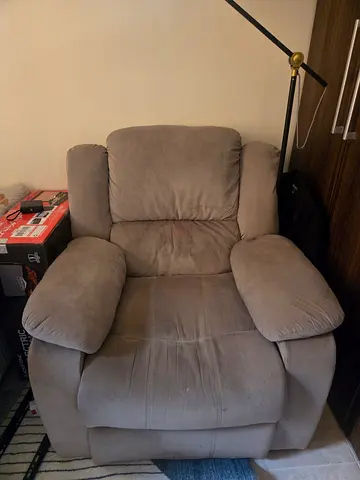 Comfy Recliner Chair for Sale