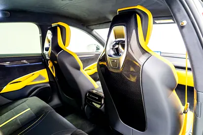 صورة 17 لـ 2025 Xiaomi SU7