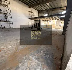 Warehouse with mezzanine/Electricity 50/Prime location near main roads