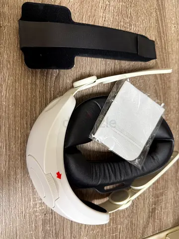 Meta Quest 3 VR holder.