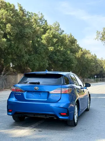 صورة مصغرة 3 لـ 2017 Lexus CT-SERIES