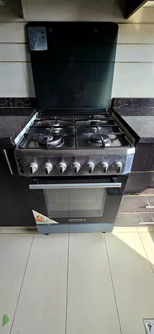 High-Quality Gas Cooktop in Excellent Condition