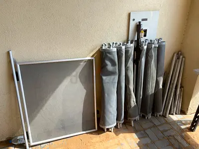 Children secure pool fence