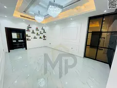 A magnificent villa with 5 master bedrooms with built-in wardrobes, including water, electricity and