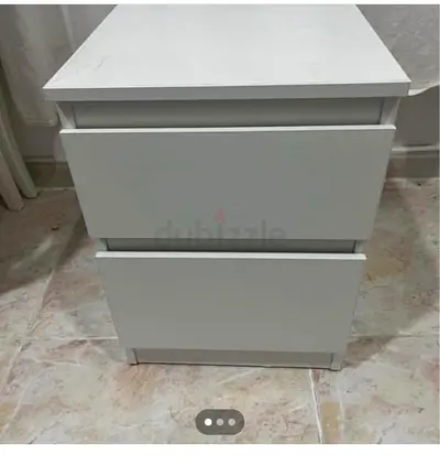 White Side tables with drawers