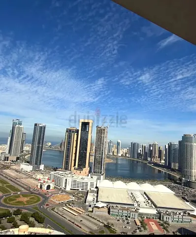 Luxuries furnished single room with sky view see