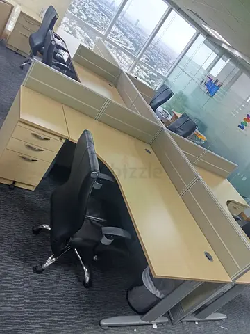 Spacious Office Workstations for Sale