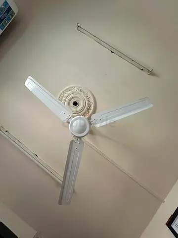 Ceiling Fan in Excellent Condition