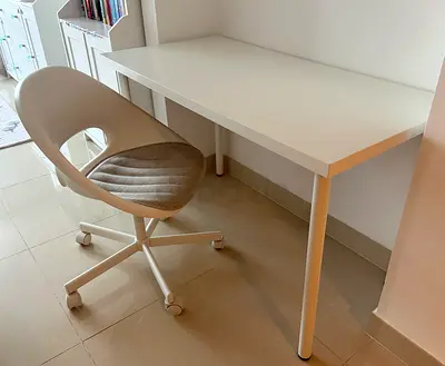 Sturdy White Study Table for Sale