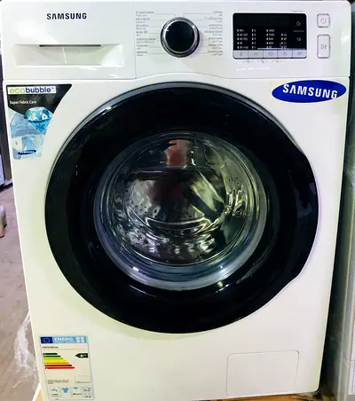 Brand New  Condition 8 kg Samsung Washing machine For Sale With Free Delivery