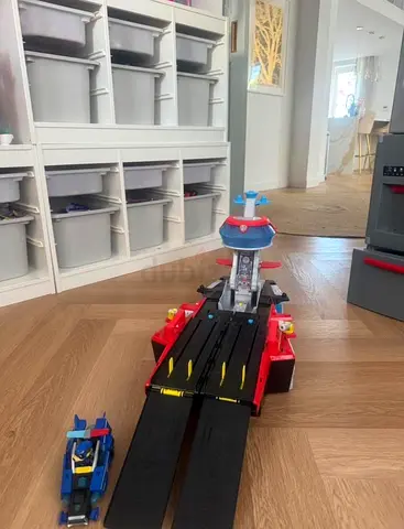 Paw patrol aircraft carrier