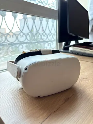 Oculus Quest 2 VR Headset 256GB White with no controllers
