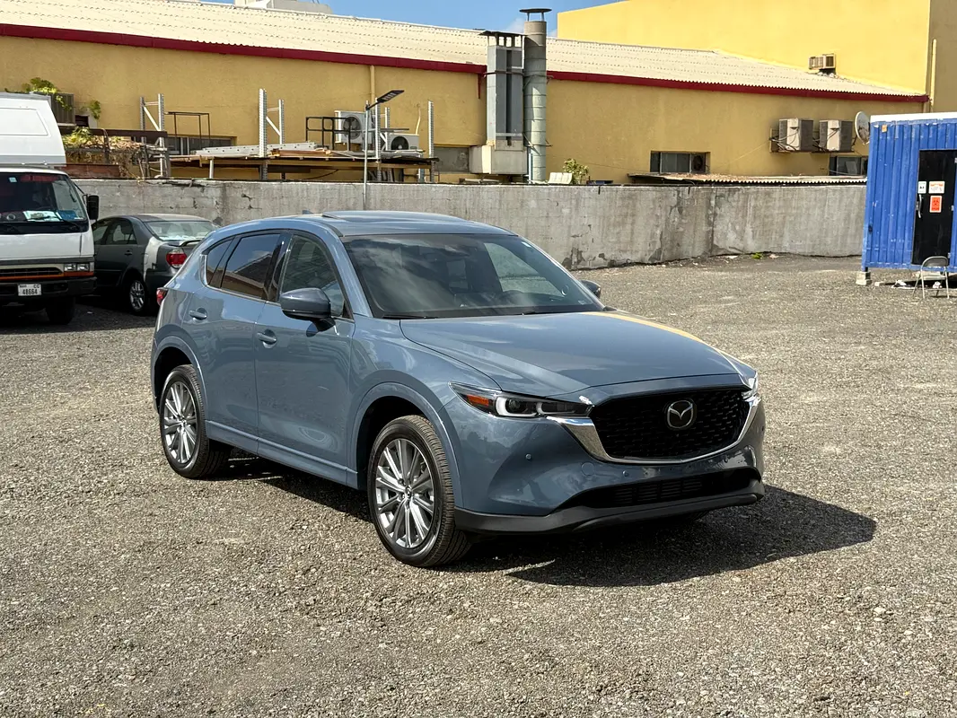 Mazda CX-5 2023 — photo 1 of 18