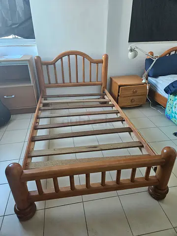 Solid Wooden Bed Frame for Sale
