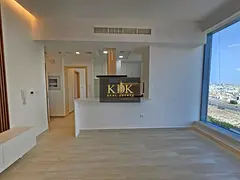 Luxury 1BR| Bright and Natural | Ready to Move