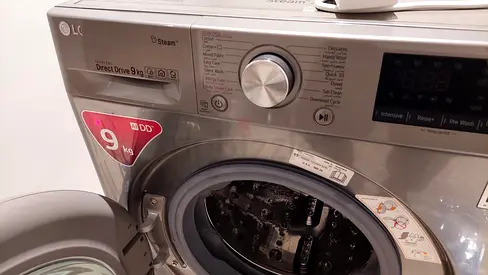 LG smart ThinQ 1400 Rpm Fornt Lond washing machine Platinum Silver 9 kg  Wi Fi Control Smart Diagnos