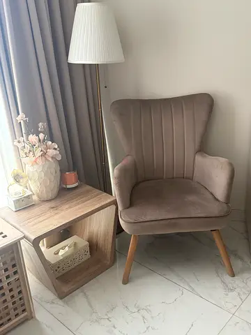 Accent chair