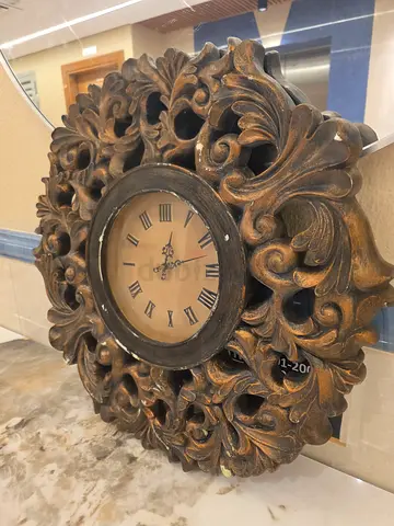 Vintage Decorative Wall Clock. AED 95 only.