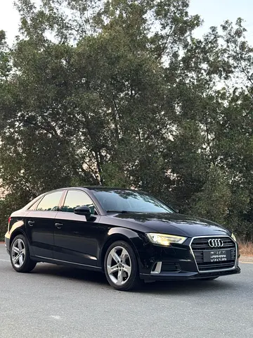 2017
Audi A3
1000 - 1499 cc 4 cylinders
100 - 199 HP
GCC Specs