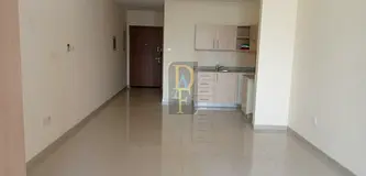 studio with balcony with covered parking with pool and gym