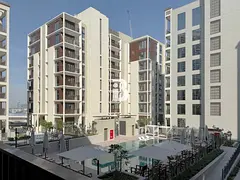 Brand New/Pool View/Beach Access