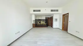 Spacious Size | Fitted Kitchen | Vacant