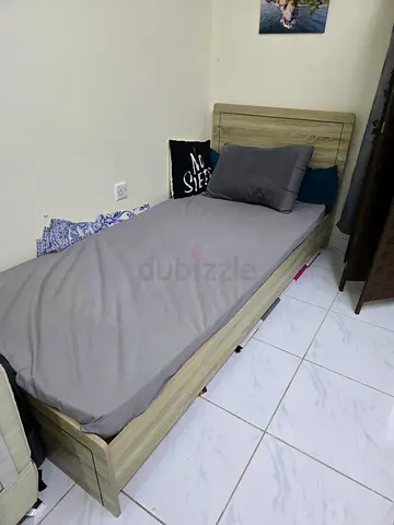 Sturdy Single Bed Frame with Mattress