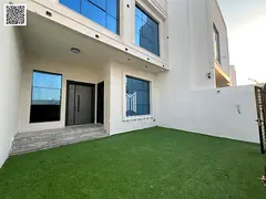 Freehold .Modern villa on a main street,No service fees