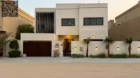 A villa with electricity and water included, on the main street, ready to move in, in the most pres