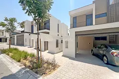 SINGLE ROW | SPACIOUS | TENANTED