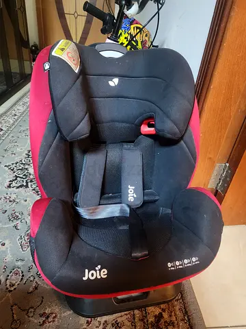 Safe and Comfortable Baby Car Seat