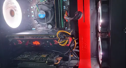 Custom Gaming PC with Powerful Components