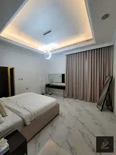 Luxury | 5-Bed Villa | Garden| Fully Furnished