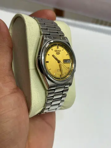 Elegant Seiko automatic Gold Dial Mens Watch