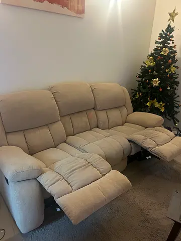 3 seater recliner sofa