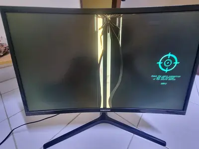 Samsung 24 inch monitor (Damaged)