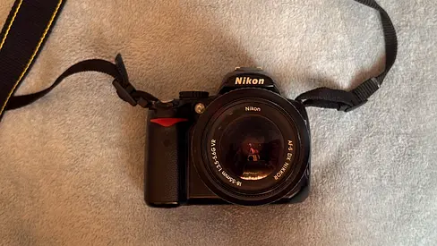 Nikon D5000 camera