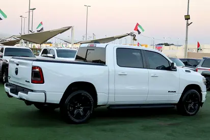 2021 RAM 1500 photo 8