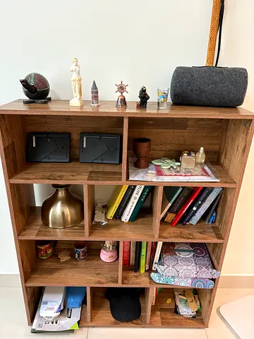 Stylish Wooden Multi-Compartment Bookshelf