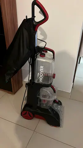 مكنسة هوفر لعسيل السجاد والاثاث