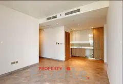 Corner Unit / High Floor / Just Handed Over