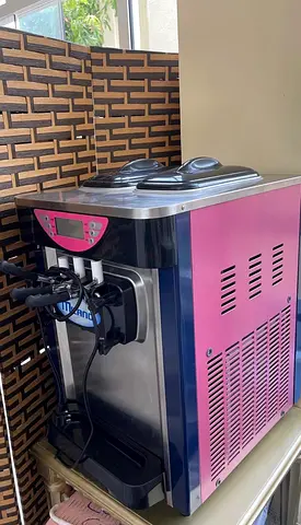 Commercial Ice Cream Machine - Perfect for Shop or Home Use!