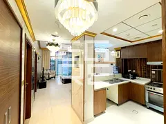 HIGH FLOOR | FITTED AND FURNISHED | VACANT