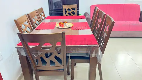 Elegant strong wooden  Dining Table Set with Stylish Chairs