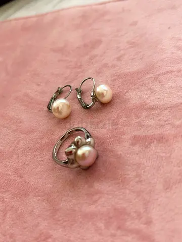 Steel Pearl set of earrings and ring