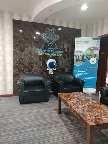 ابوظبي،الإمارات - zone 1- الدانه-khalifa street العربيه المتحده