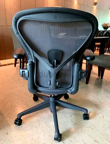 Herman Miller Aeron Ergonomic Chair Size B, Graphite Size B Graphite