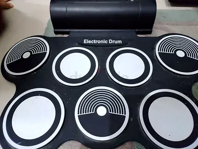 Compact Electronic Drum Pad for All Your Beats
